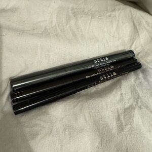 3 STILA EYELINERS
Brown 
Black 
And metallic color